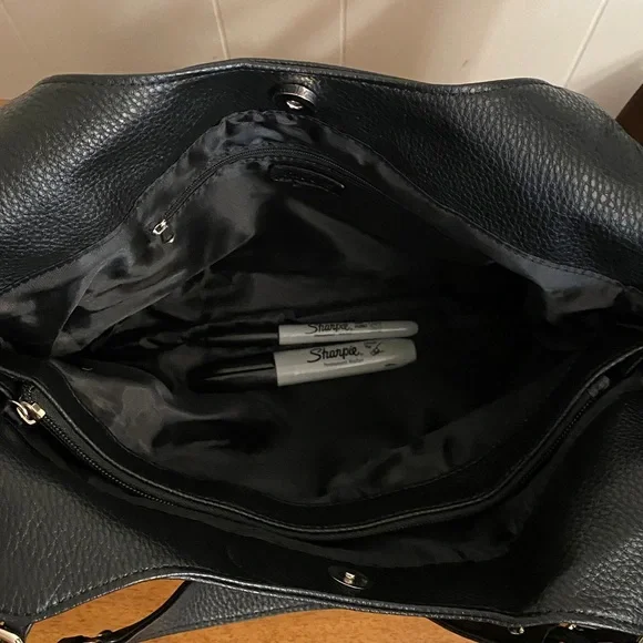 New, unused Nicole Black leather purse, straps, multi pockets, zipper accents. - Picture 4 of 8